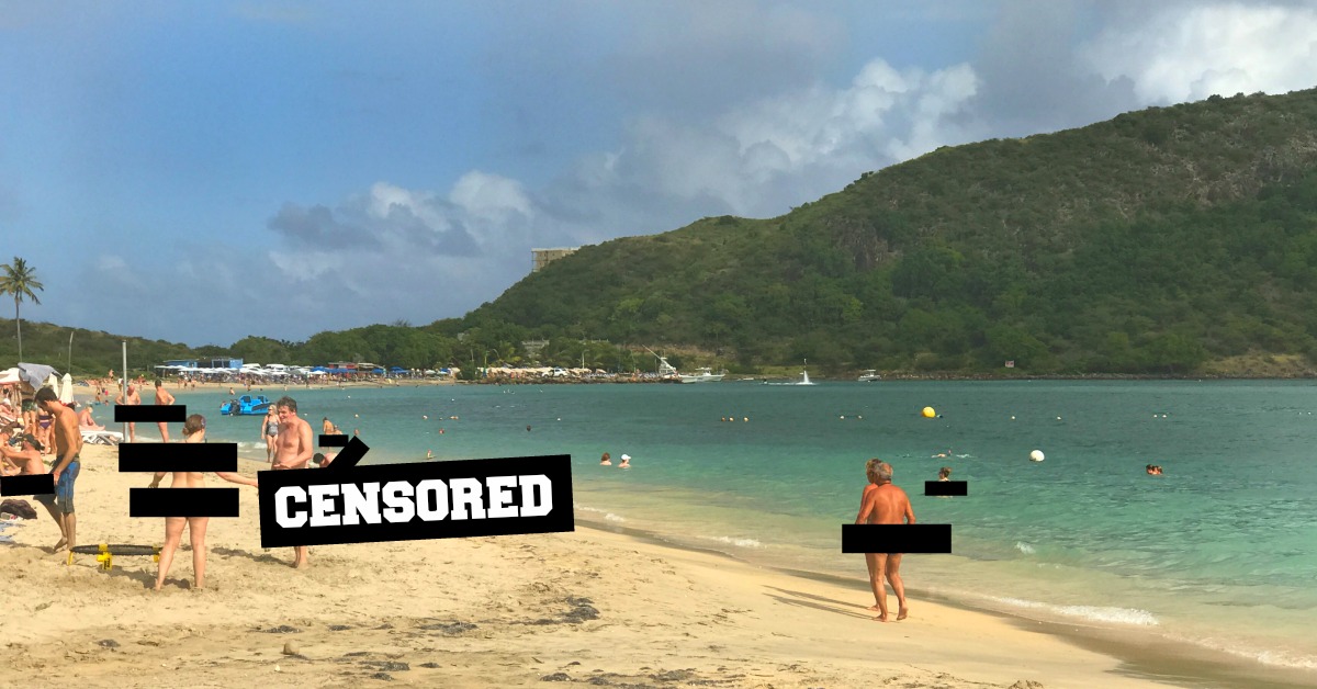 Beach couple nude 