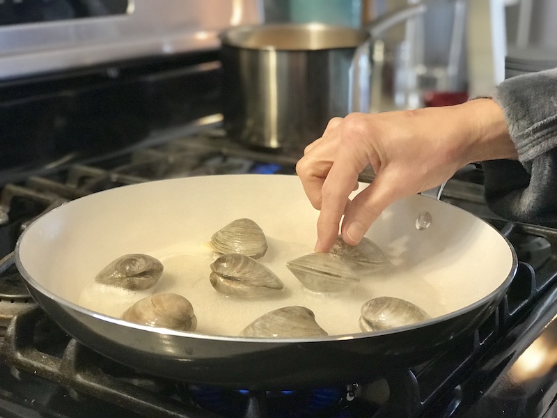 Chef and the Dish steaming clams