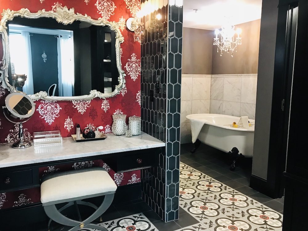 pioneer woman boarding house hotel boudoir bathroom vanity
