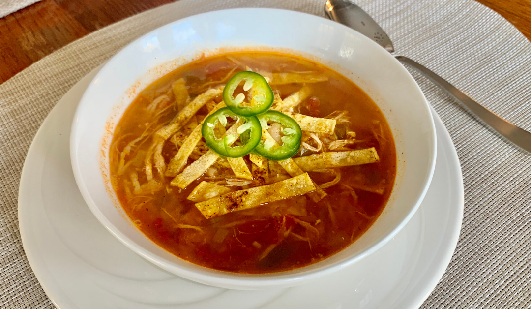 A Noom nerd’s low-calorie chicken tortilla soup recipe