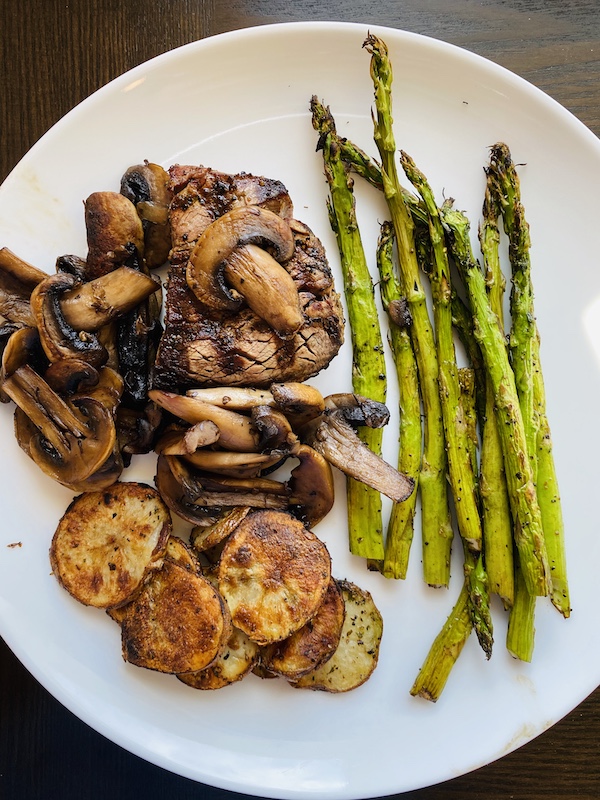 foods to help you lose weight with noom steak, asparagus, mushrooms and potatoes