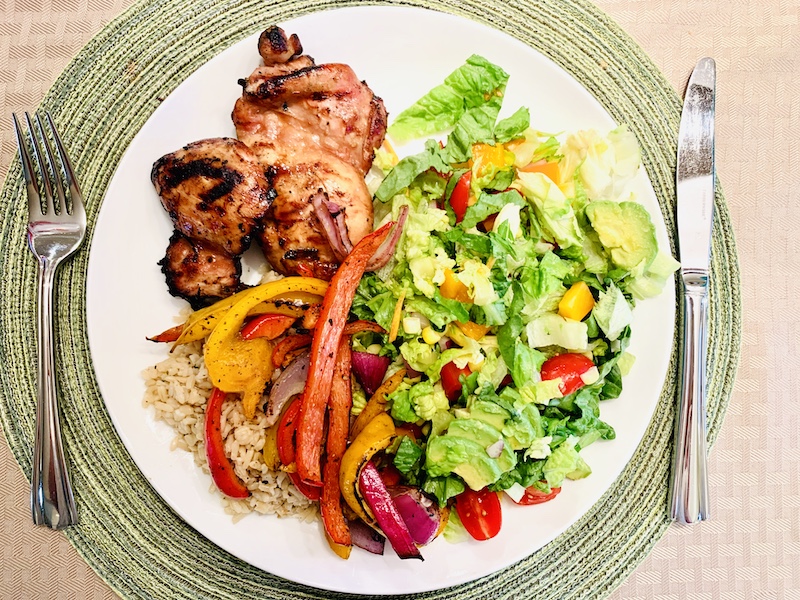 foods to help you lose weight with noom grilled chicken dinner