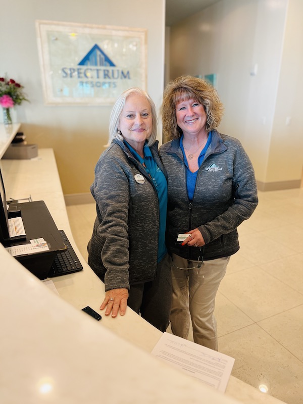 Turquoise Place by Spectrum Resorts friendly desk staff