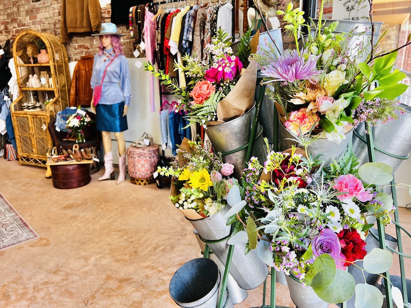 grab and go flowers at roots and blooms